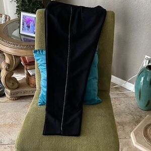 Talbots Black Ankle & Cropped Pants with Back Seam Detail